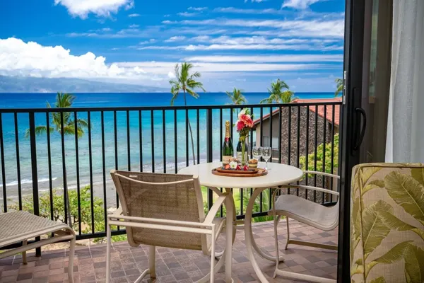 Photo 1 - Kaanapali Shores 606