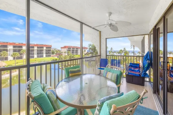 Photo 1 - Pointe Santo B32