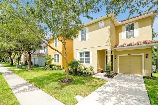 Photo 1 - Spacious Vacation Home, No Rear Neighbors!  Close to Clubhouse,BBQ,  Resort Community
