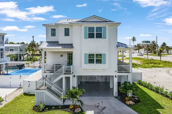 Photo 1 - 110 Sea Le Vie: 5BR/4.5BA Brand New Build w/ Pool!