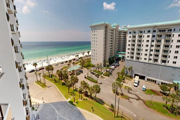 Photo 1 - Surfside 0708B