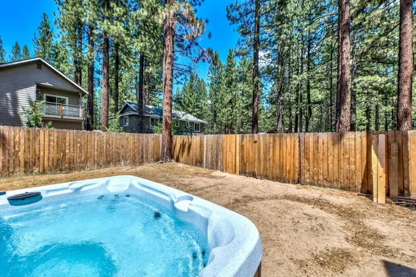 Photo 1 - 1213GB Golden Bear Tahoe Home