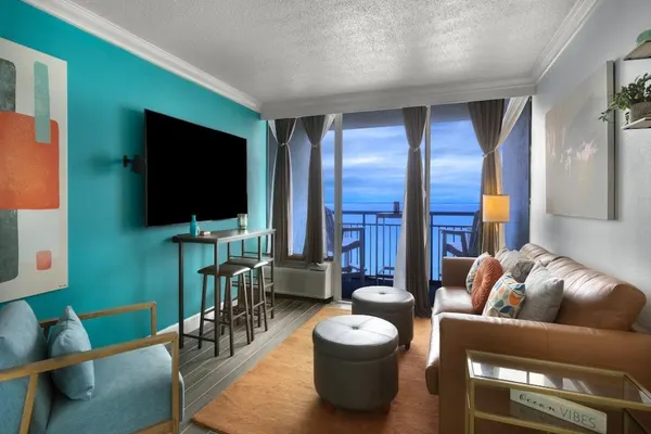 Photo 1 - Coral Beach 822