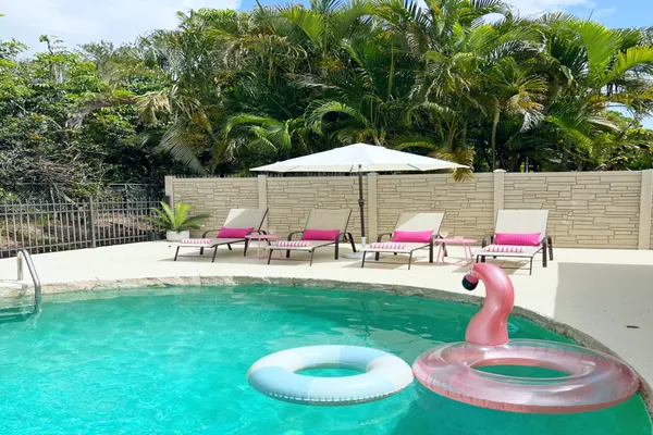 Photo 1 - Naples Henrie Hideaway - Private Pool, pet friendly 12 mins from Beach & Downtown
