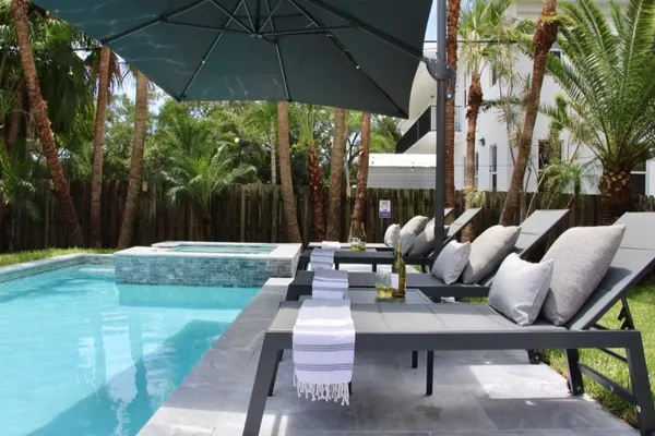 Photo 1 - Fox Private Resort- Near Downtown & Beach