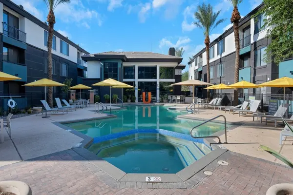 Photo 1 - Central Relaxing 1BR Phoenix Retreat near Airport