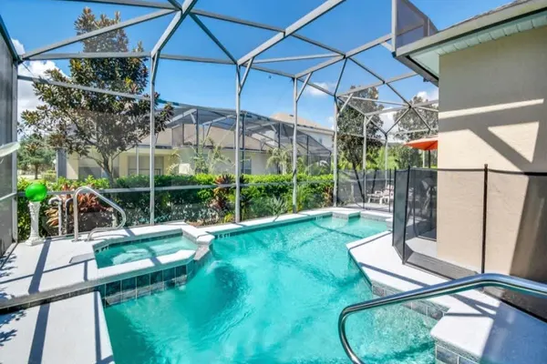Photo 1 - 4Bd Pool Villa in Calabay Parc Close to Disney Sleeps 8
