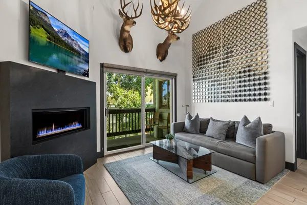 Photo 1 - Snow Flower 126