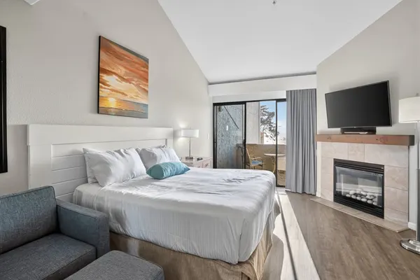 Photo 1 - Seascape Ocean View Condo - Heated pool and Jacuzzi