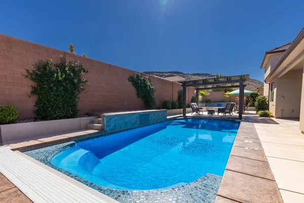 Photo 1 - Hurricane Falls Pool, Hot Tub PLUS Dog Friendly!