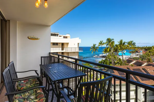 Photo 1 - Kona Alii Penthouse 710