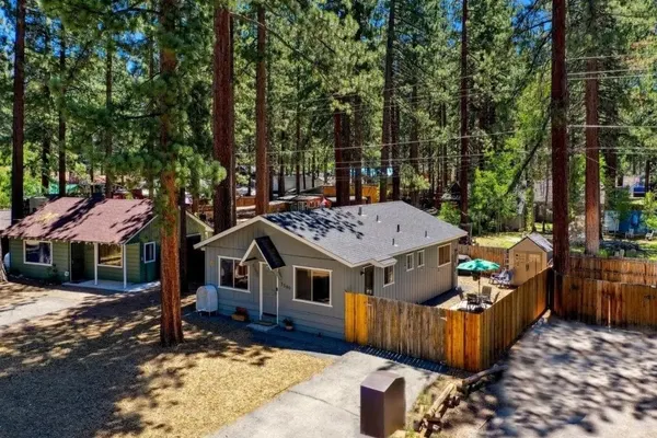 Photo 1 - 3300 Cape Horn