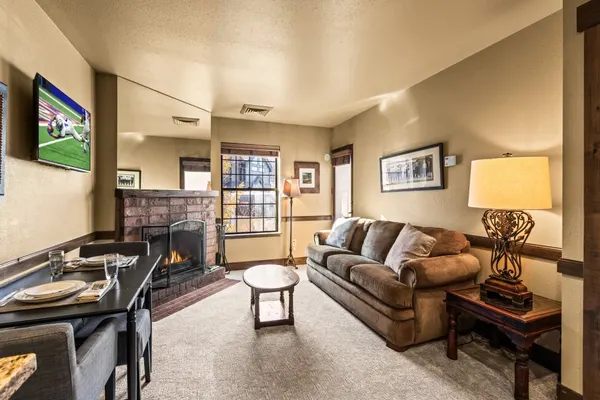 Photo 1 - Copperbottom Inn 103