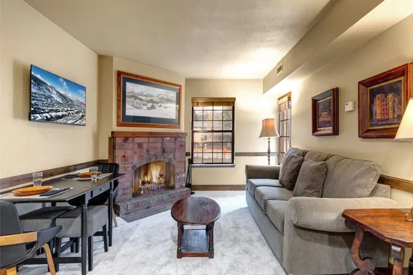 Photo 1 - Copperbottom Inn 202