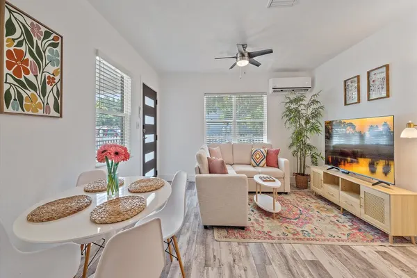 Photo 1 - Urban Nest on 8th