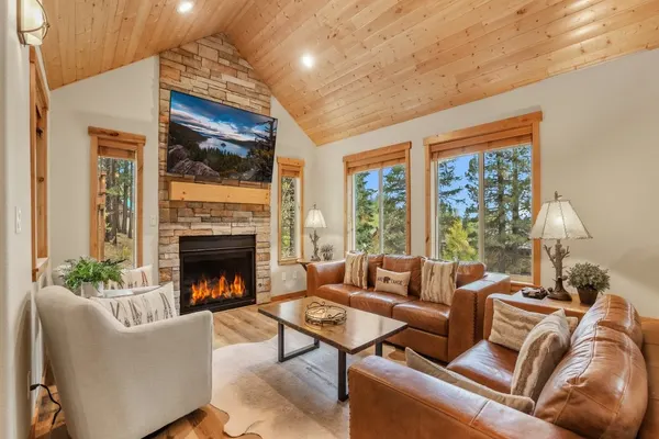 Photo 1 - Woodlands House