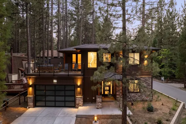 Photo 1 - 34 - The Maple Crest