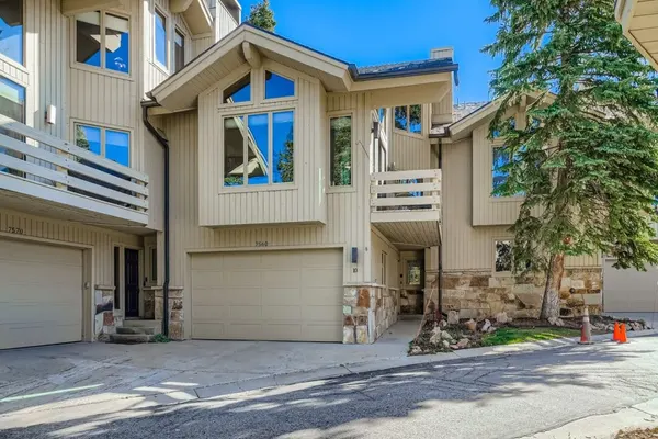 Photo 1 - 3BR Deer Valley Family Retreat | Hot Tub and Fireplace 7560