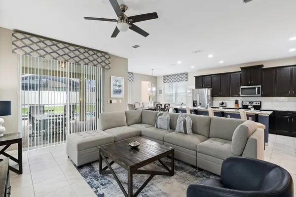 Photo 1 - Solara Resort 6 Bedroom Private Pool Home