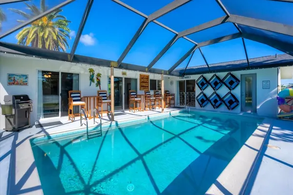 Photo 1 - Cape Coral 3 Bedroom Private Pool Home - Canal Access