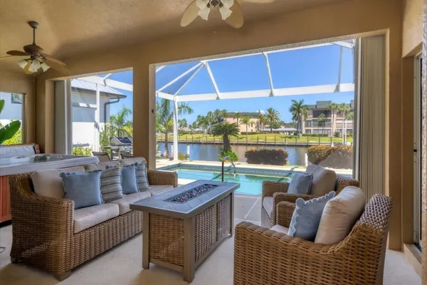 Photo 1 - Punta Gorda Isles 3 Bedroom Pool+Hot Tub Home