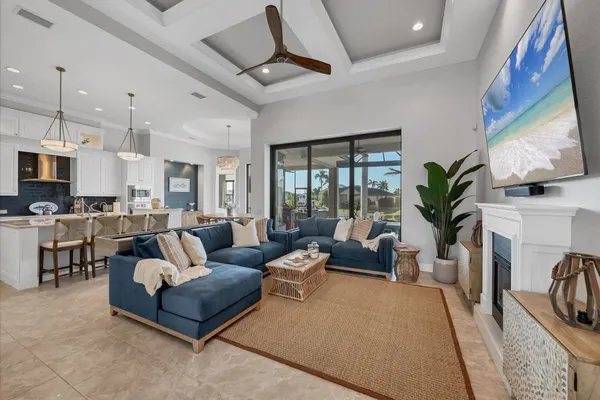 Photo 1 - Luxury Waterfront Retreat in Punta Gorda Isles - Private South Facing Pool