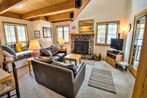 Photo 1 - Mt Adams 6