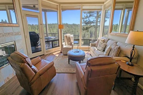 Photo 1 - Mt Bachelor Village 331