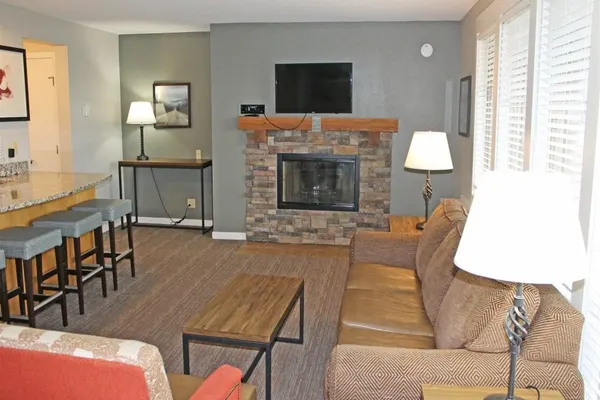 Photo 1 - 7th Mtn 1235A