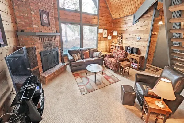 Photo 1 - Lava Top 1