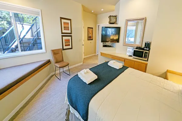 Photo 1 - Mt Bachelor Village 328 B