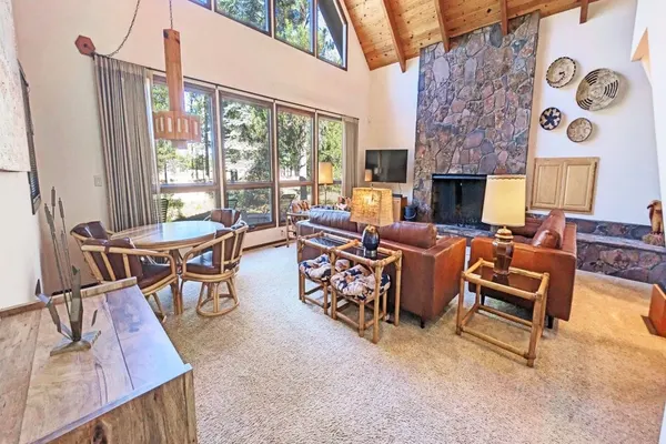 Photo 1 - Goldfinch 3