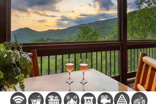 Photo 1 - Breathtaking Hideaway