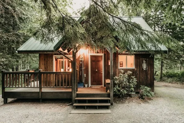 Photo 1 - 32MBR - BBQ - Pets Ok - Wood Stove - Sleeps 7