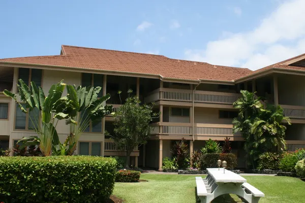 Photo 1 - Lovely Oceanfront 2nd Fl Condo w private lanai and Kona sunsets