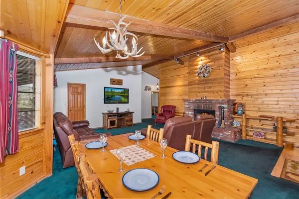 Photo 1 - Malabar Mountain Manor: True log-cabin,quiet area!