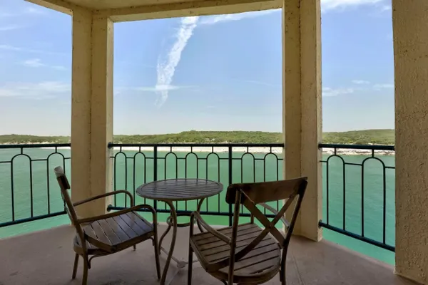 Photo 1 - Lakeside Serenity (3221)