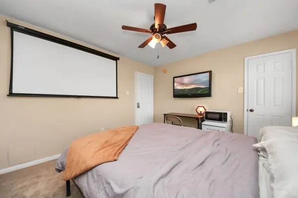 Photo 1 - Queen BR.Projector, Hi-Speed Wi-Fi, Patio