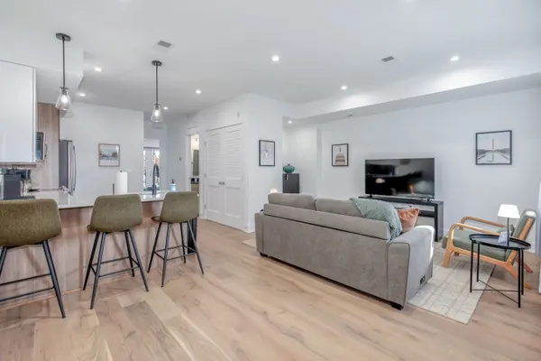 Photo 1 - 2 Bedroom Cap Hill Suite w/ Balcony - 3 min walk to Metro!