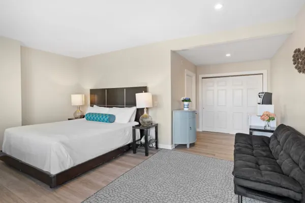 Photo 1 - Cozy King Studio – Convenient Falmouth Stay (306)