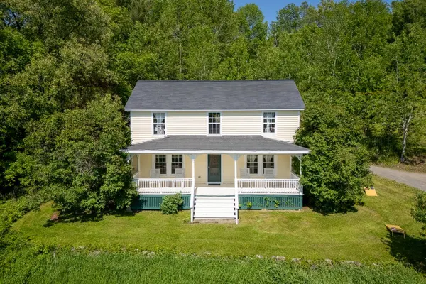 Photo 1 - Renovated Farmhouse near Baseball, Family Friendly