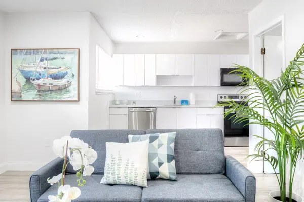 Photo 1 - Spacious 1BR – Walk to City Centre + Free Parking