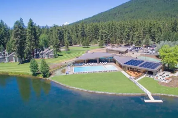 Photo 1 - Black Butte Ranch "Trip House" On the Golf Course