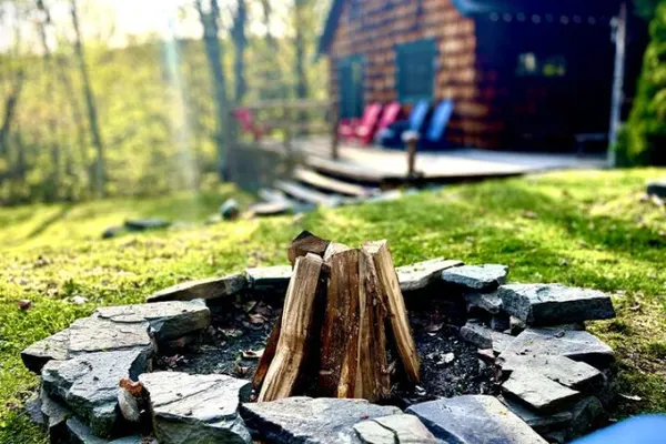 Photo 1 - Private Cabin Retreat on 10 Acres!