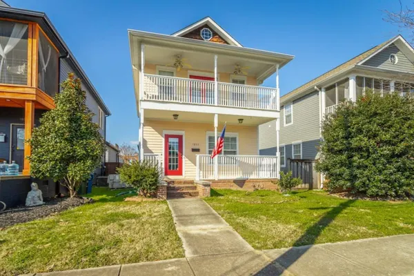 Photo 1 - 29) Large 4 bedroom - 8 beds - Pet Friendly