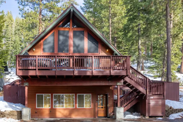 Photo 1 - Deluxe Lakeview Cabin Hot-Tub