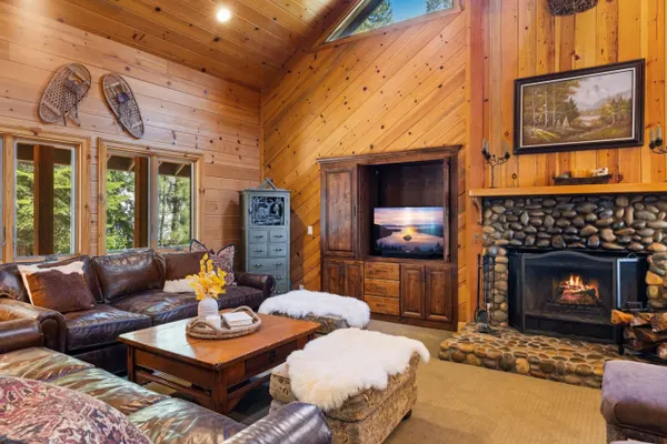 Photo 1 - Luxury Tahoe Escape Minutes to Northstar Lake Bunkroom