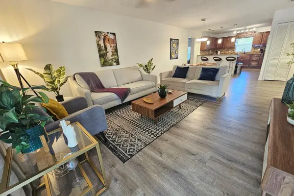 Photo 1 - Bungalow DT by Lake Eola & KIA center Sleeps 12