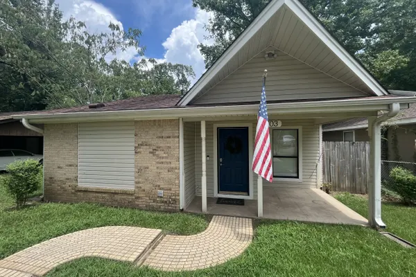 Photo 1 - Jacksonville Bungalow