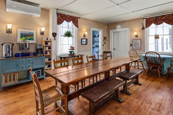 Photo 1 - Chipman Inn - Exclusive B&B Buyout